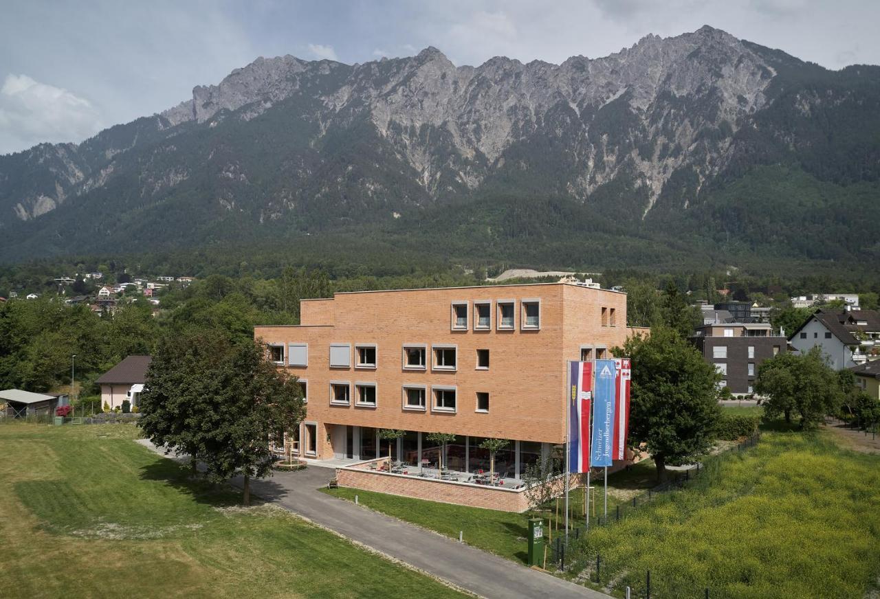 Schaan-Vaduz Youth Hostel Buitenkant foto